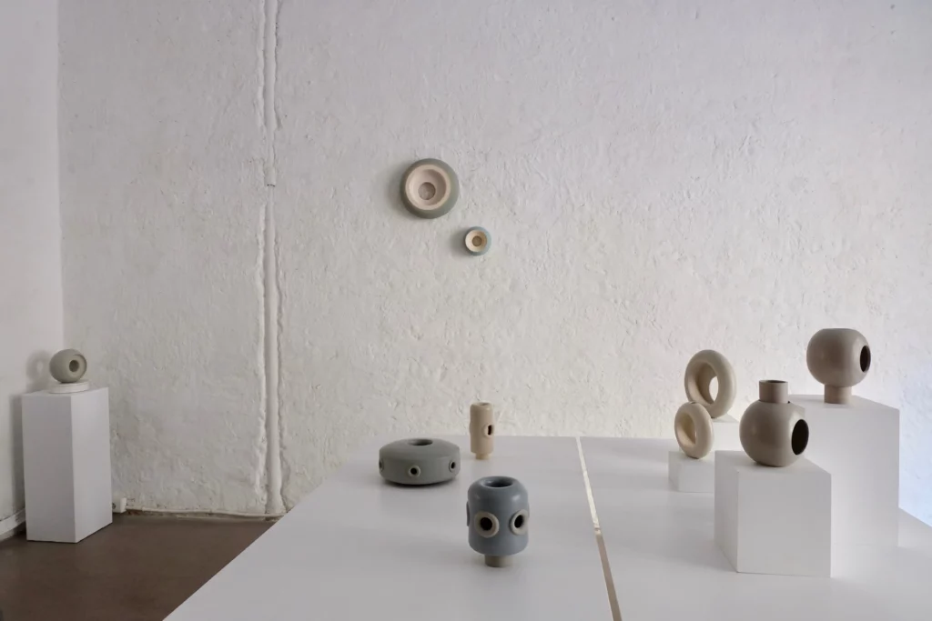 ORBE-mira-morbu-chaux-angle-gauche