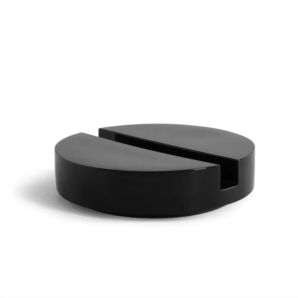 polyhedre-intersticesol-noir