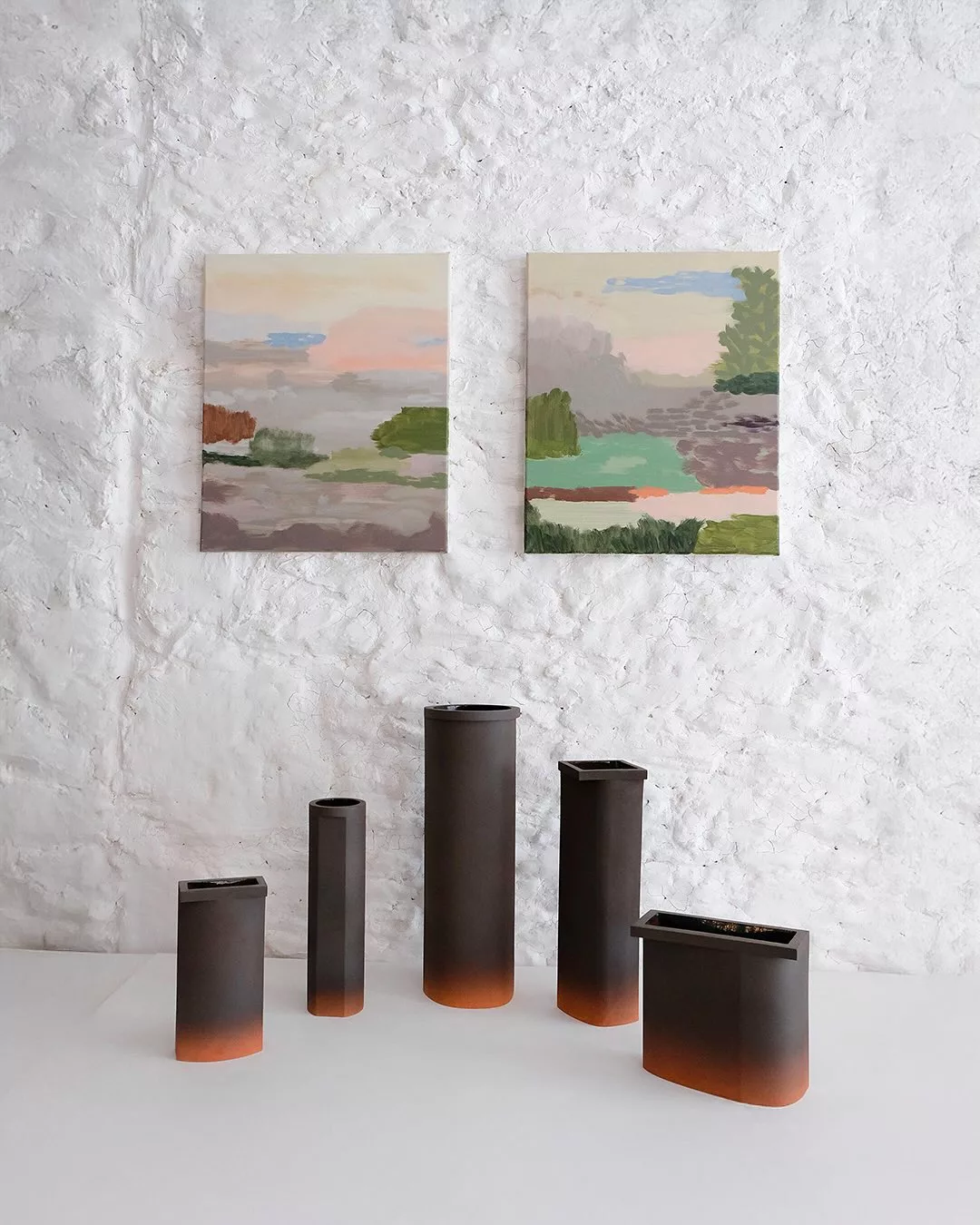 @bonnie_colin 
Peinture à l’huile sur toile
Morning near the river  2025 
55x46 cm
Like a spring  2025  55x46 cm  @atelierpolyhedre 
Collection Crépuscule  Faience rouge, engobe, émail transparent  Crépuscule I, 12 × 6 × 24,5 cm
Crépuscule II, 9 × 9 × 33 cm
Crépuscule III, 11 × 11 × 39,5 cm
Crépuscule IV, 22 × 9 × 21 cm
Crépuscule V, 16 × 16 × 48,5 cm
Galerie MIRA fête ses 10 ans !
Exposition collective 04.12.25 - 31.01.26
@ferreol_babin @paulinebarzilai @barreaucharbonnet @j_bertrand_dhy @elsa_boch @magalicazo @bonnie_colin @sylvaindescazot @helene_delepine_artwork @helene_duclos @esnaultdenis @makiko_furuichi @irma_kalt_ @_jerome.maillet @morabitosergio_ @helenemorbu @luc_leblanc_ @nattosito @marta_orzel @piresdarocha @geoffroypithon @atelierpolyhedre @emeric_21 @valfretin @_versants